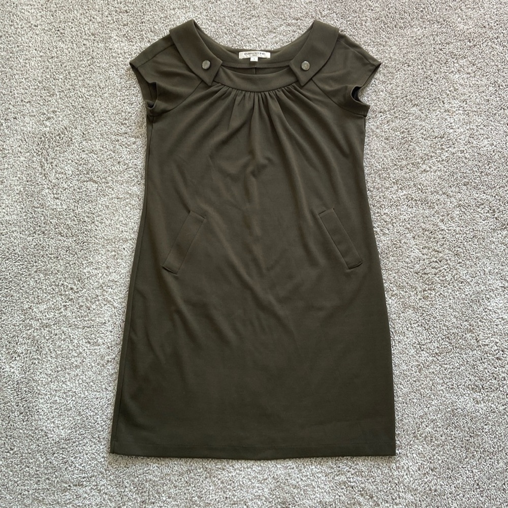 Evan Picone • Dark Olive Knit Cap Sleeve Dress
